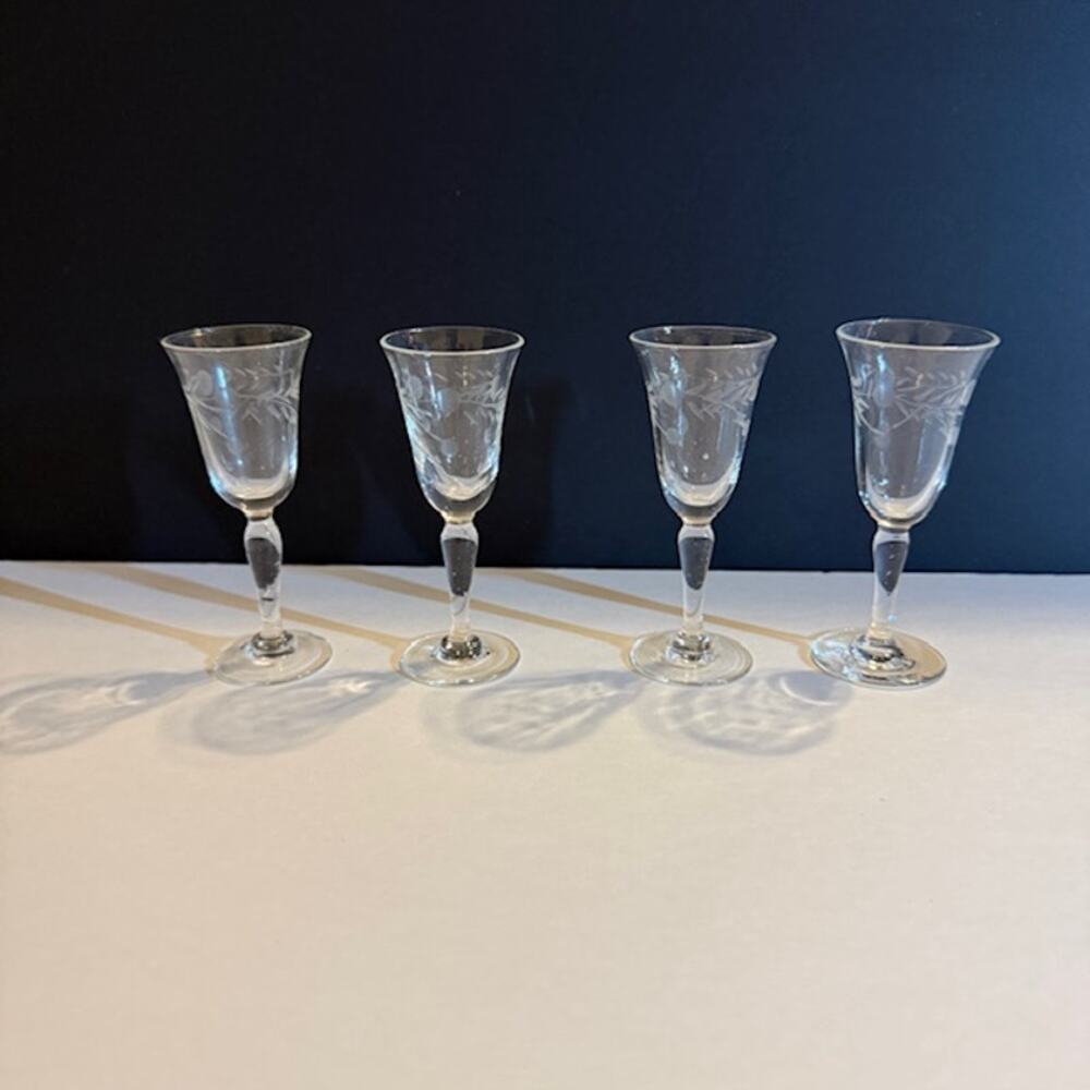 Vintage Radio Glass Japan Style Etched Cordial Glasses Set Of 4